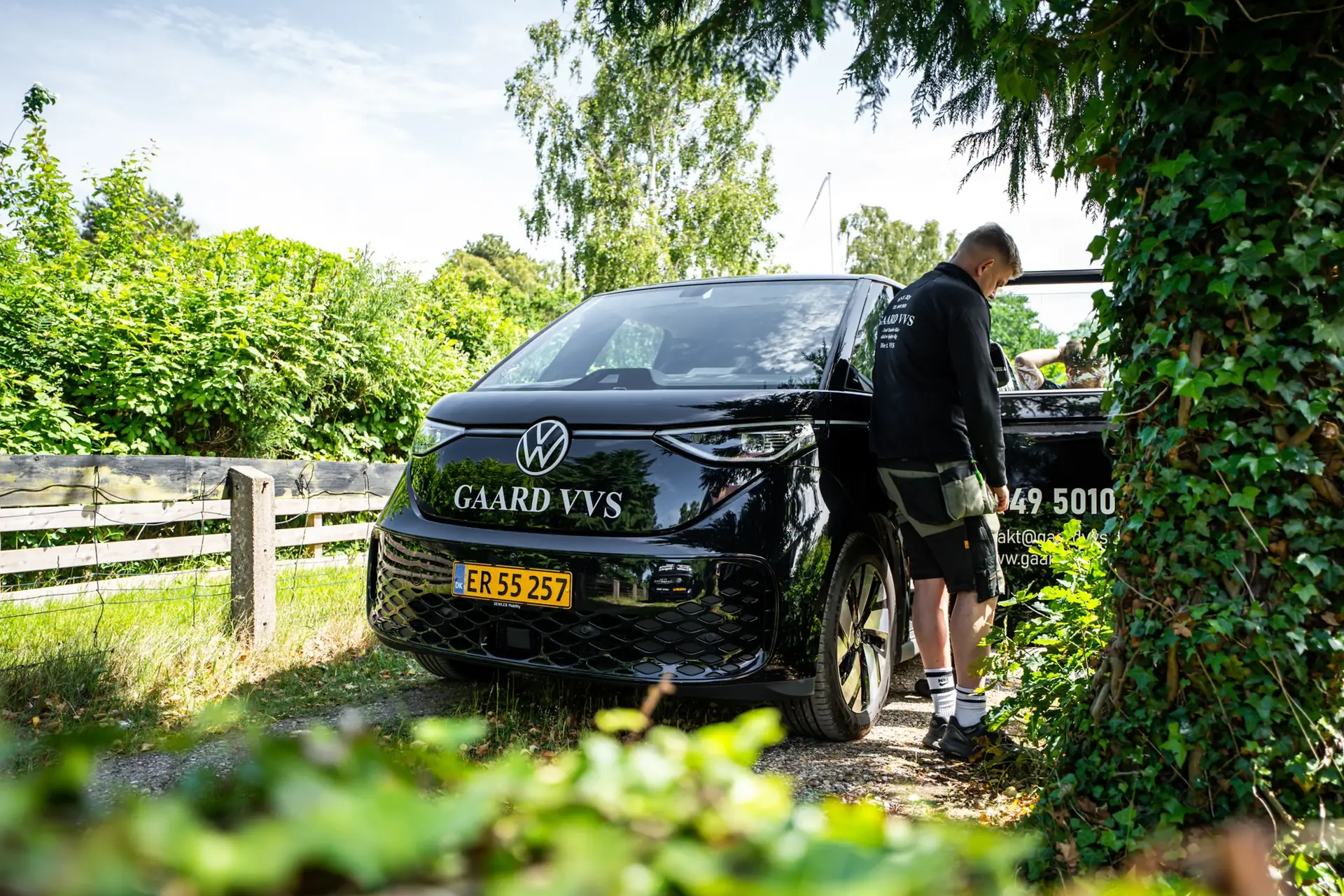 Gaard VVS servicebil på vej ud til en opgave